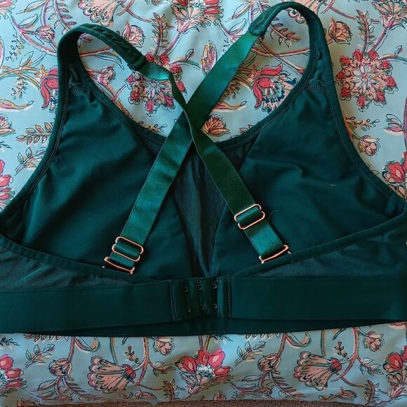 BUNDLE of Two Fabletics Sport Bras. Athletic, Athleisure, Sporty - Picture 8 of 13